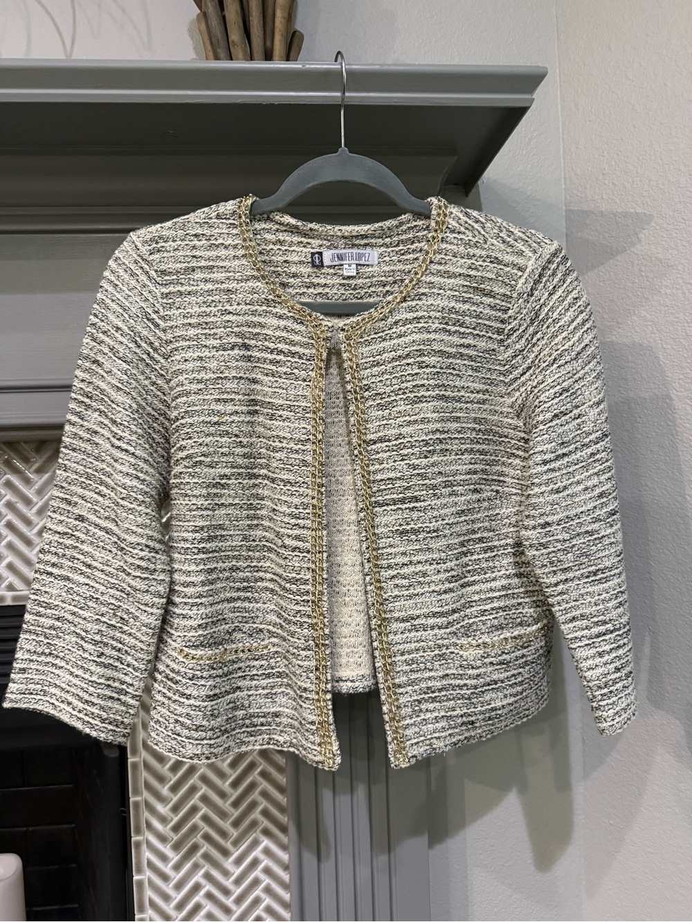 Jennifer Lopez Cream and Gold Bouclé Cropped Blazer